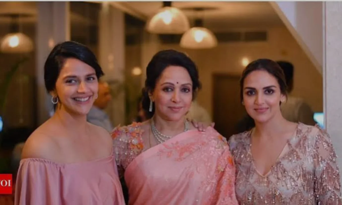 Hema Malini Family Background